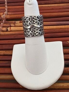 Silpada Sterling Silver Statement Ring Size 6